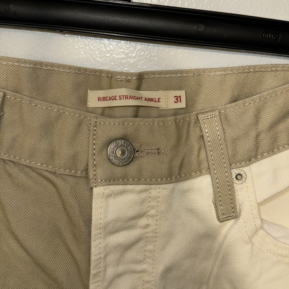 Levi's Women's Ribcage Straight Ankle Two Tone Beige Jeans Sz 31 - Picture 2 of 3